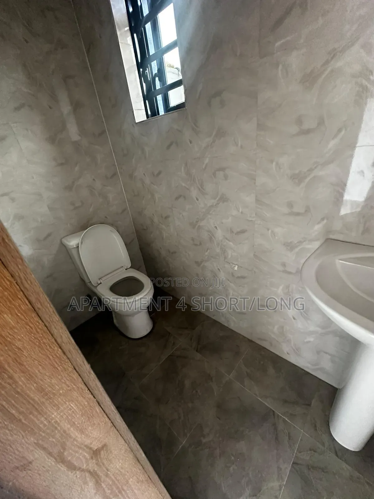 4bdrm Duplex in County Estate, Sangotedo for sale