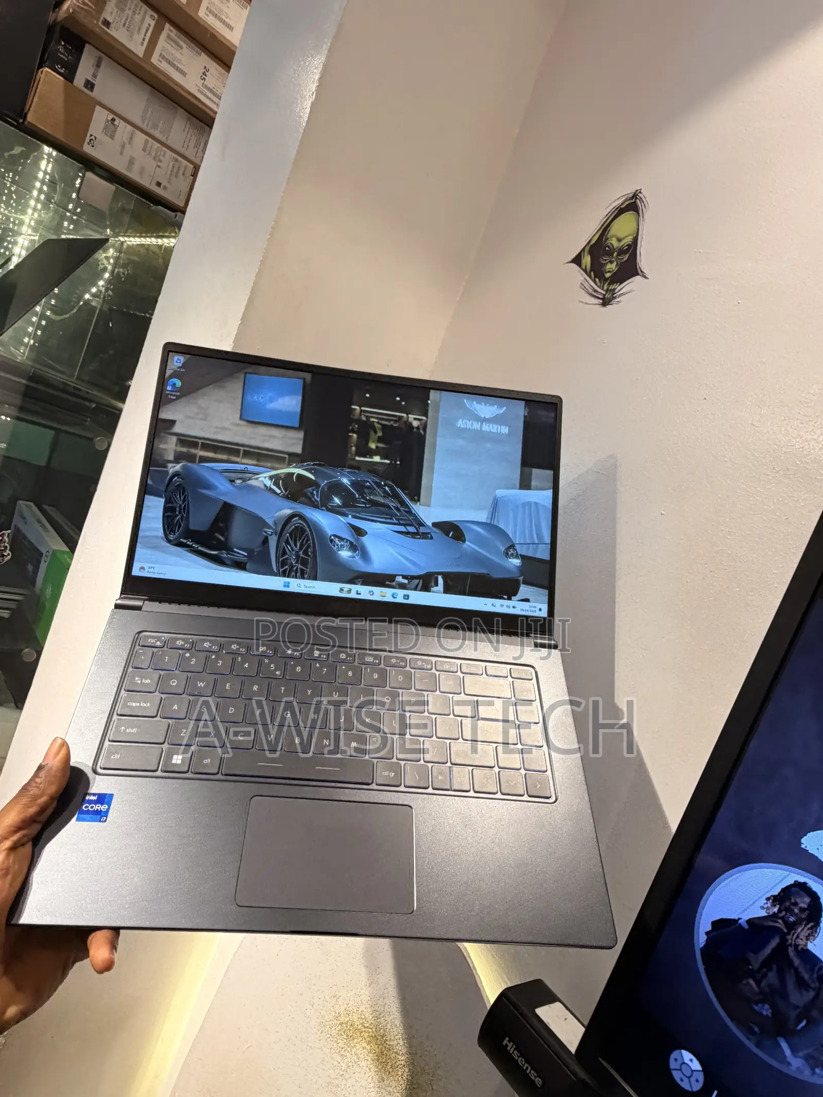 Laptop MSI Modern 14 16GB Intel Core i7 SSD 512GB