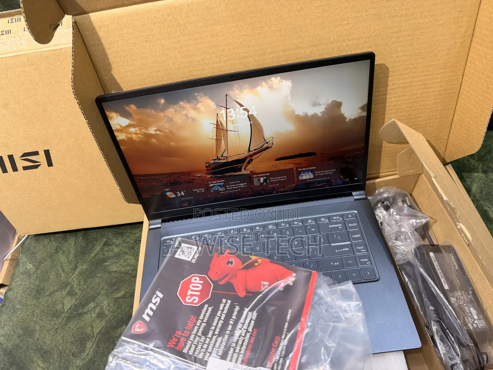 Laptop MSI Modern 14 16GB Intel Core i7 SSD 512GB