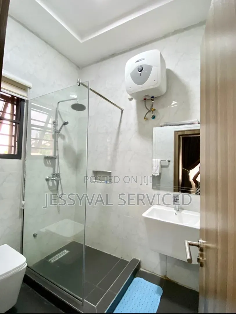 2 Bedroom Luxury Serviced Apartment