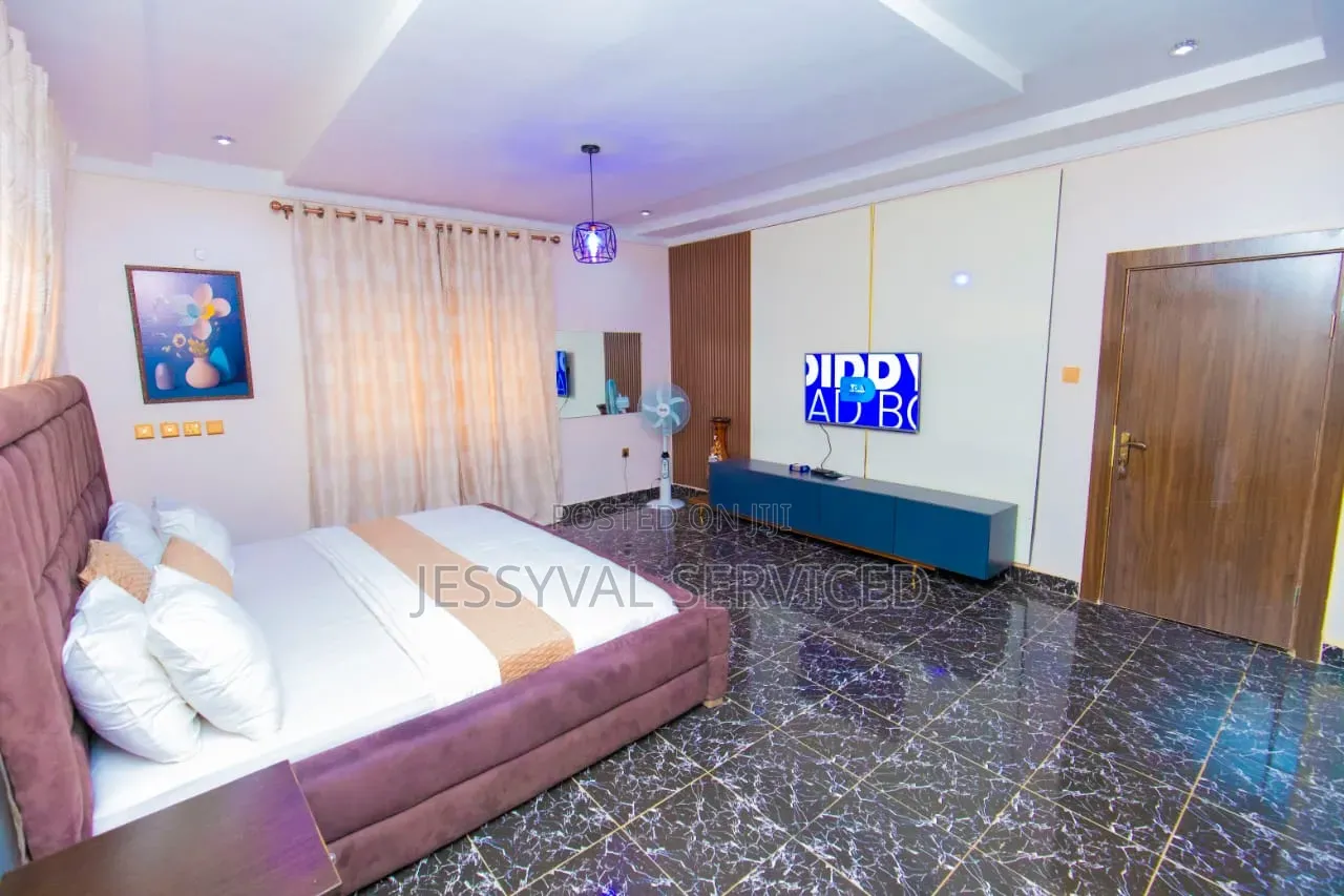3 Bedroom Exquisite Serviced Apartment