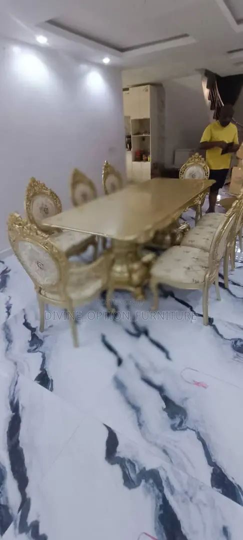 Luxury Contemporary Dinning Tables