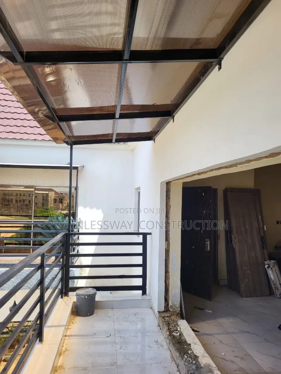 Sun/Rain Cover Shade