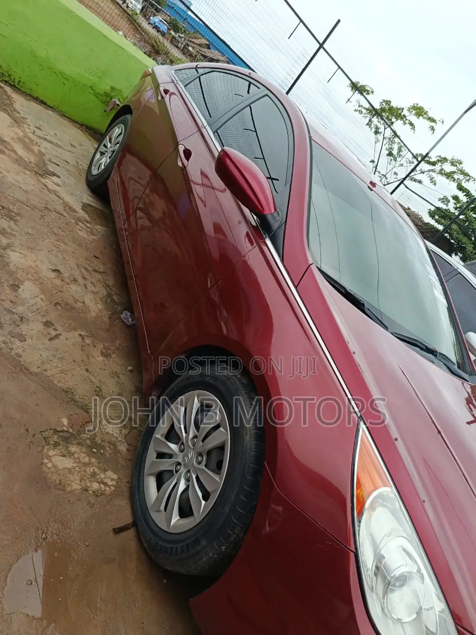 Hyundai Sonata 2011 Red