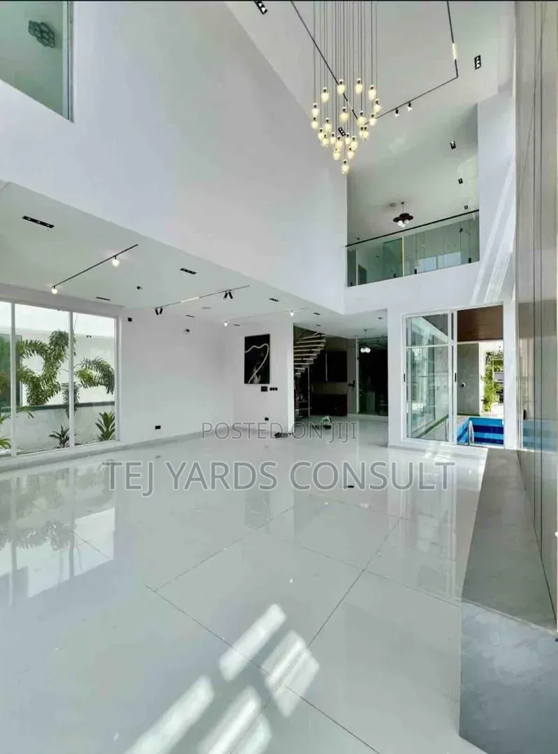 Furnished 5bdrm House in Osapa london for sale