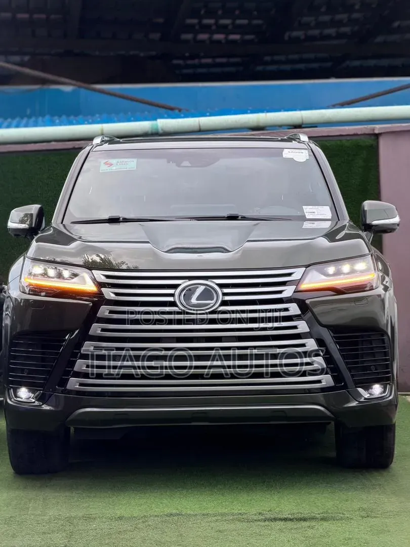 Lexus LX 600 2023 Green