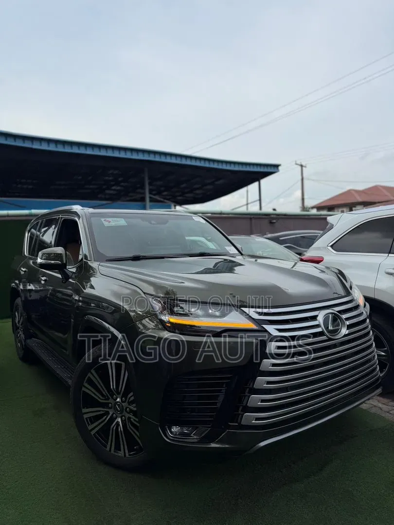 Lexus LX 600 2023 Green
