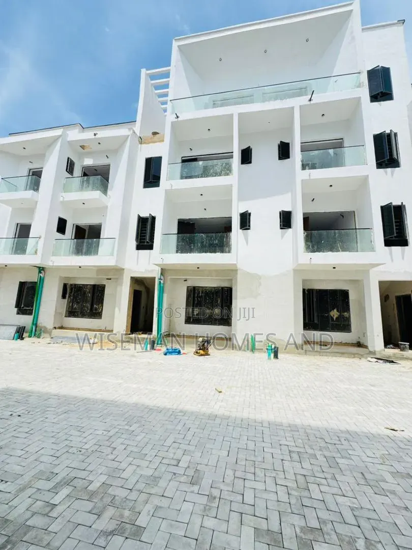 2bdrm Apartment in Harris Drive Lekki, VGC / Ajah for rent