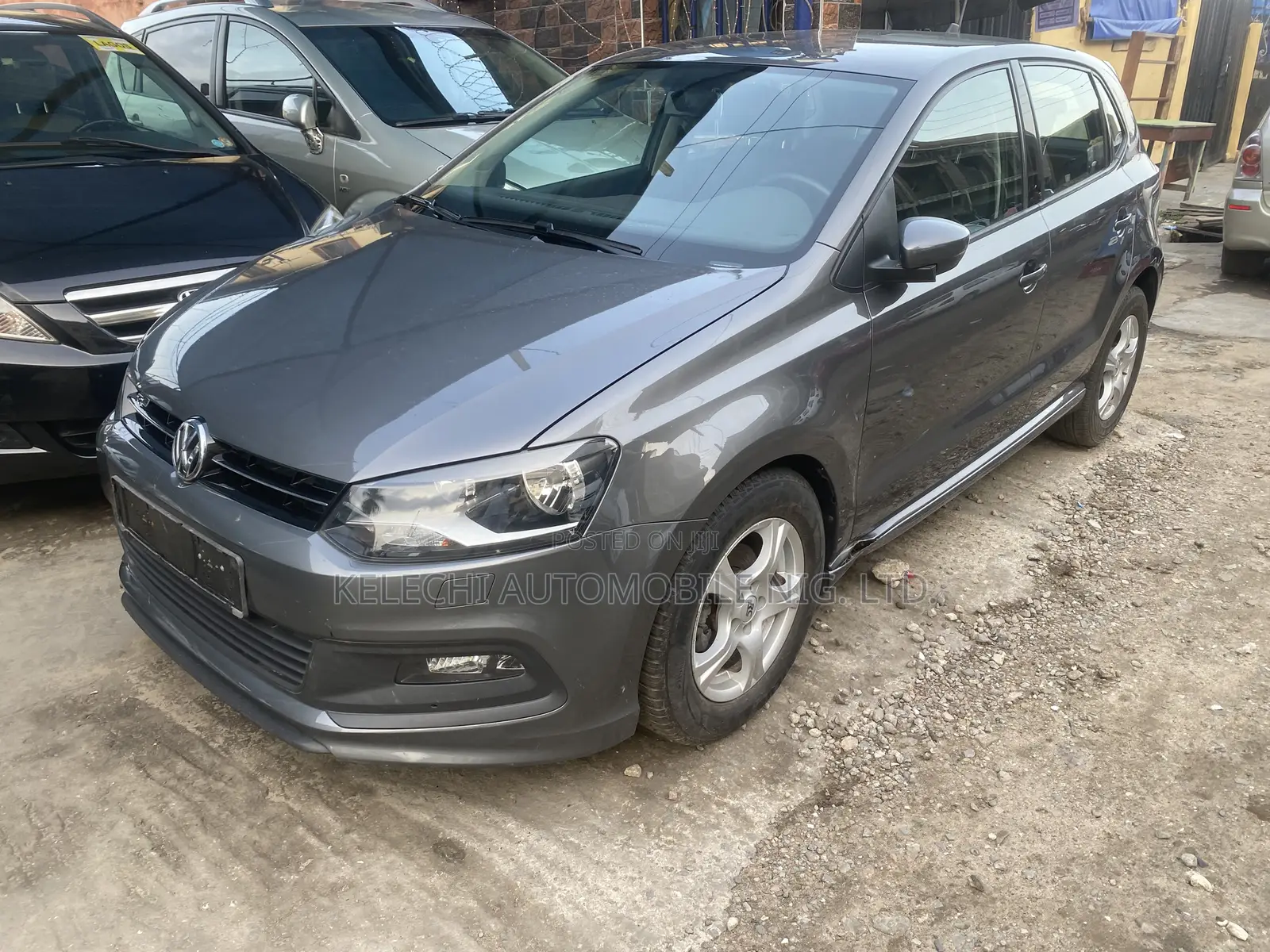 Volkswagen Polo 2016 Gray
