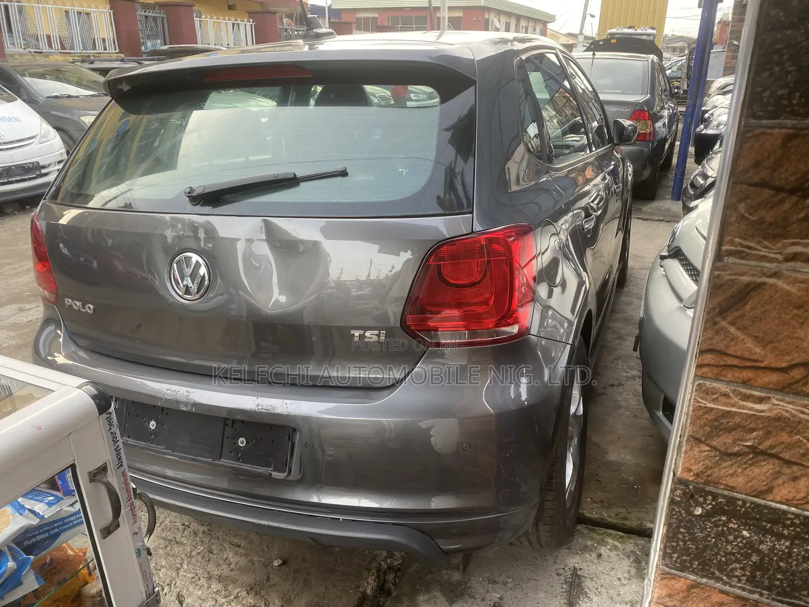 Volkswagen Polo 2016 Gray