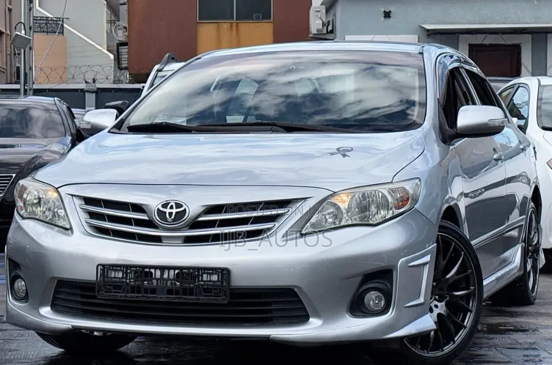 Toyota Corolla S 4dr Sedan (1.8L 4cyl 4A) 2011 Silver