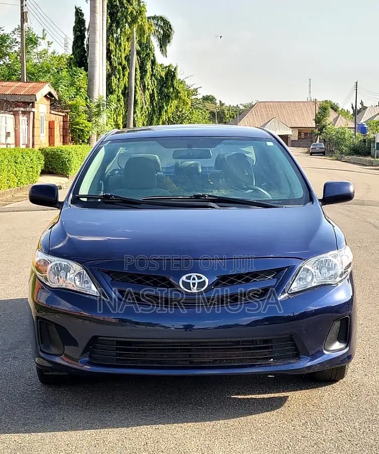 Toyota Corolla 2011 Blue