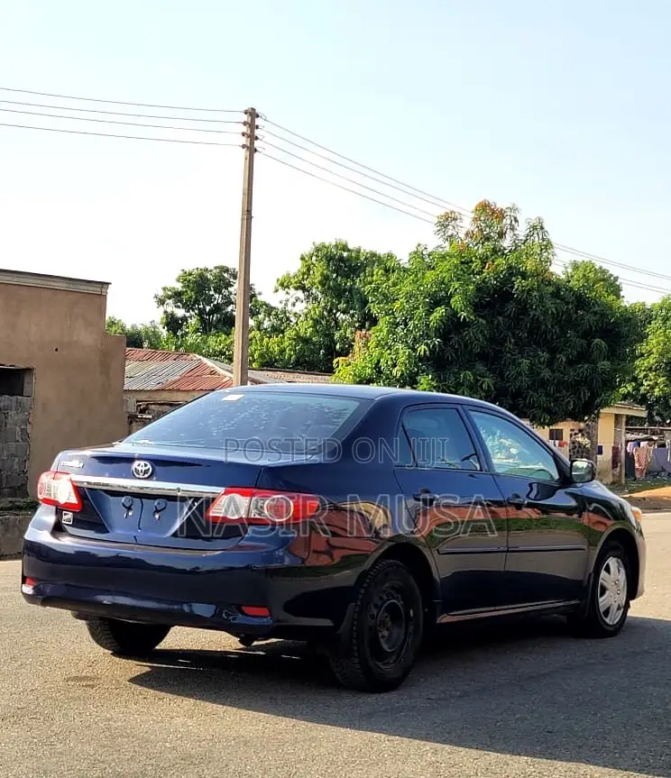 Toyota Corolla 2011 Blue