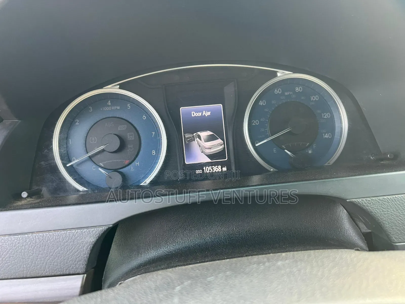 Toyota Camry LE 4dr Sedan (2.5L 4cyl 6A) 2017 Silver