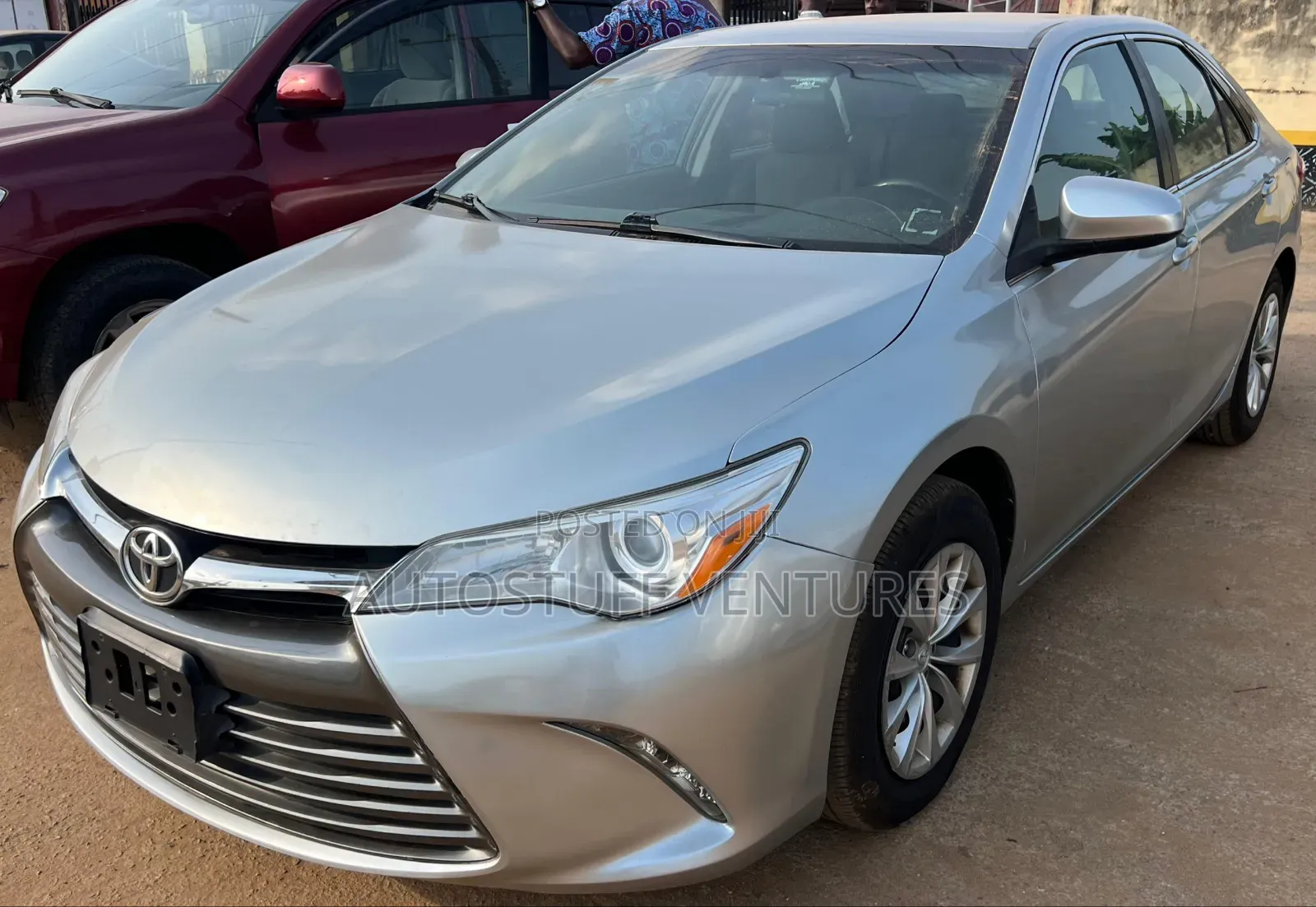 Toyota Camry LE 4dr Sedan (2.5L 4cyl 6A) 2017 Silver
