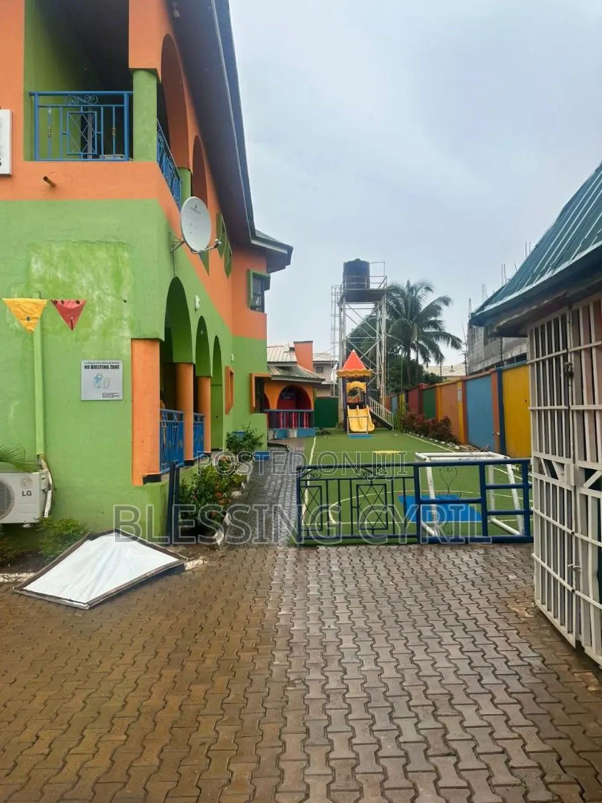 Furnished 5bdrm Apartment in Functional School, Garki 1 for sale