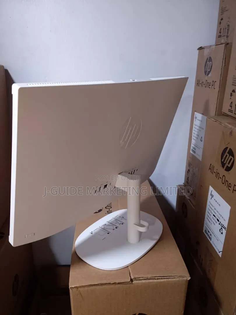 New Desktop Computer HP ProOne 600 8GB Intel Core i5 SSD 256GB