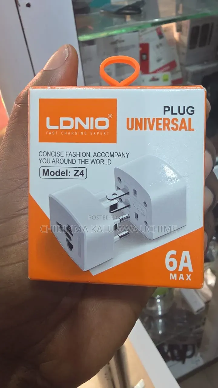 Ldnio Z4 Universal Travel Adapter