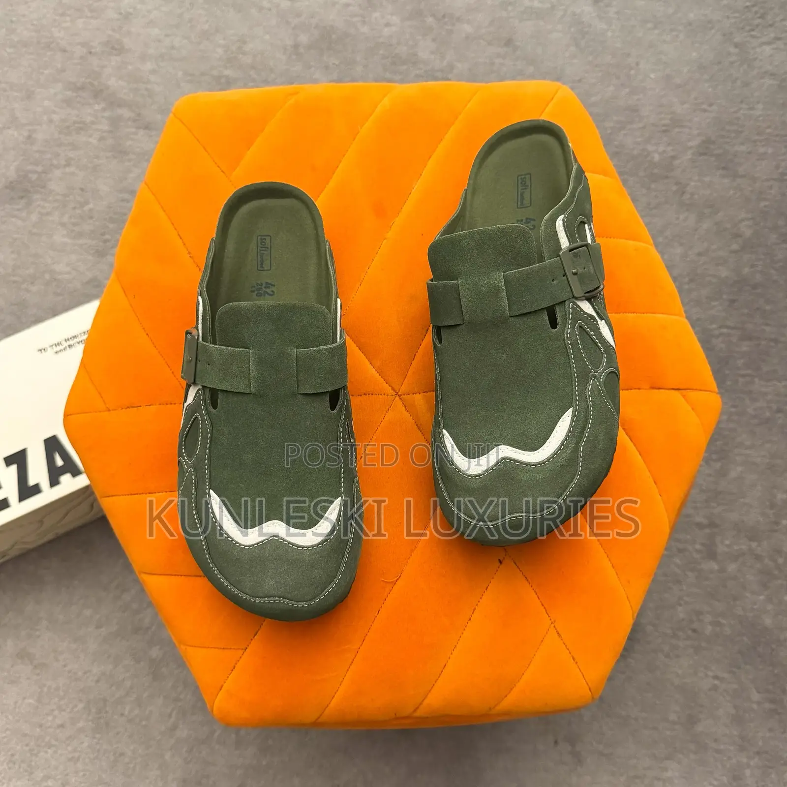 Original Qeezaza Mules