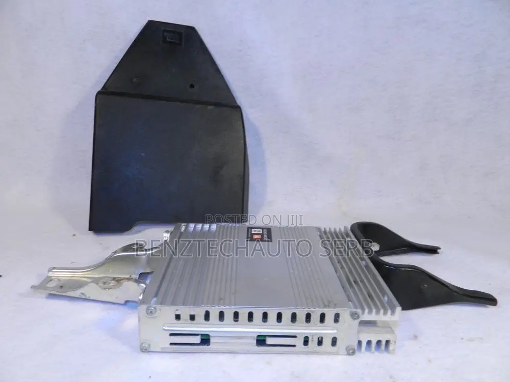 Camry 2007 Amplifier