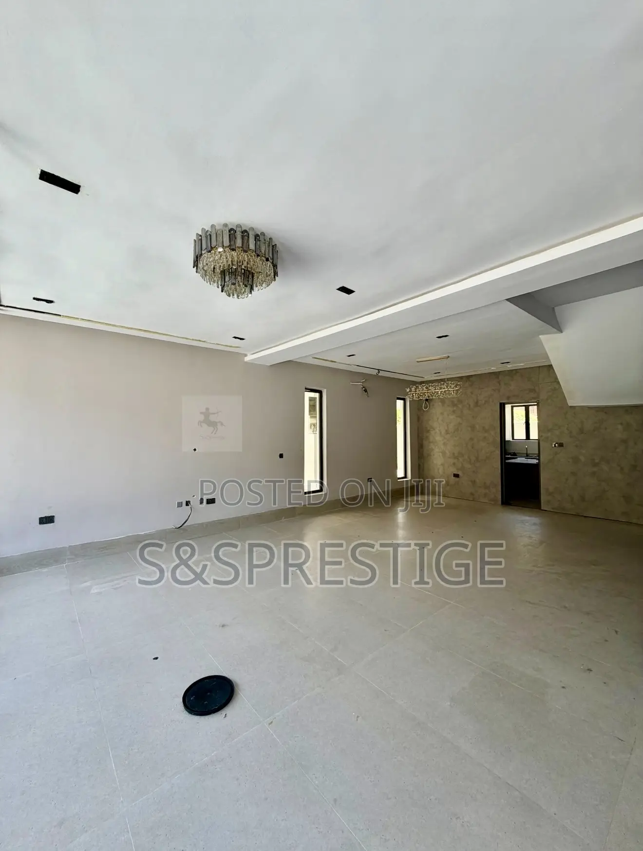 4bdrm Duplex in Parkview Estate for sale