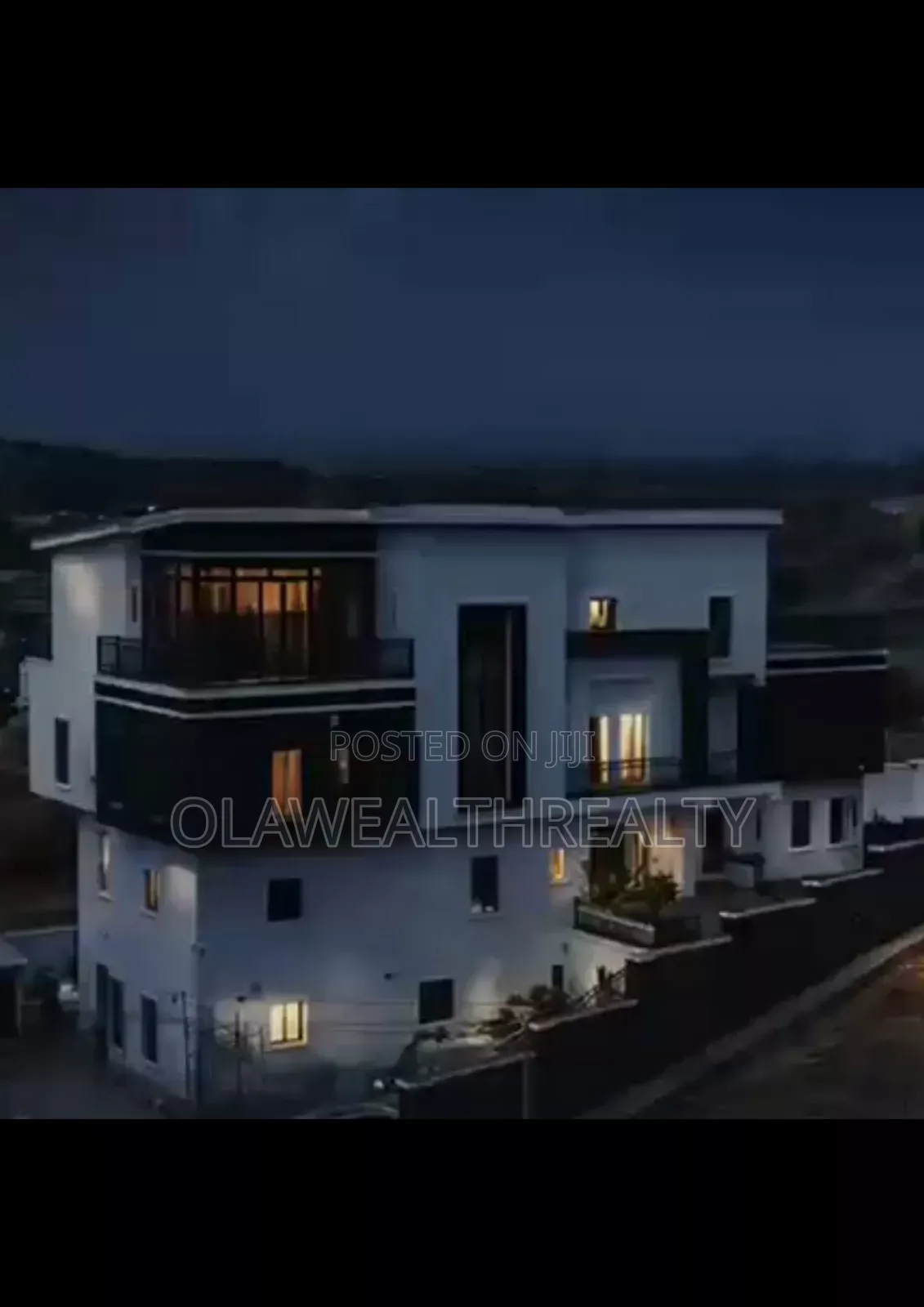 6bdrm Duplex in Guzape District for sale