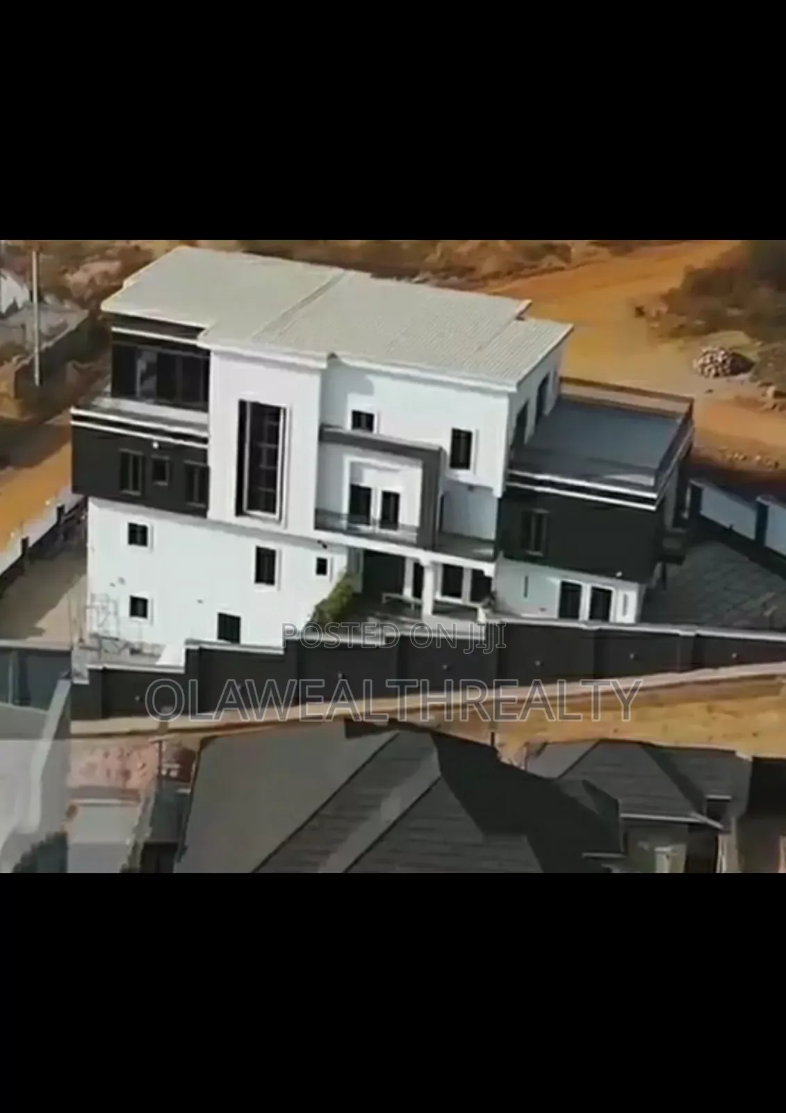 6bdrm Duplex in Guzape District for sale
