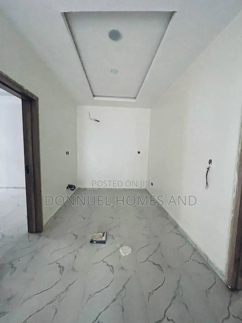 3bdrm Townhouse / Terrace in VGC / Ajah for rent