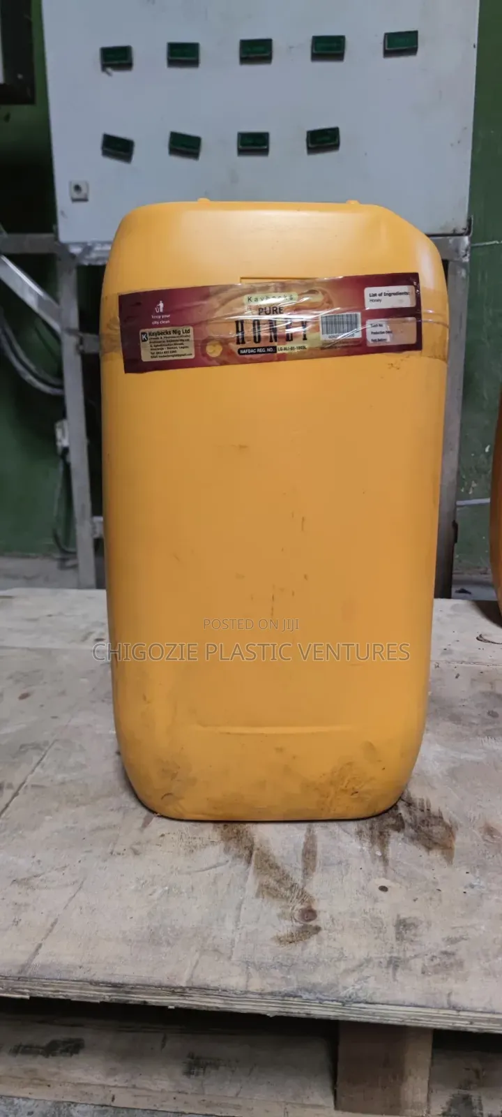 Honey Stocked in Vegetable Oil Keg 38kg