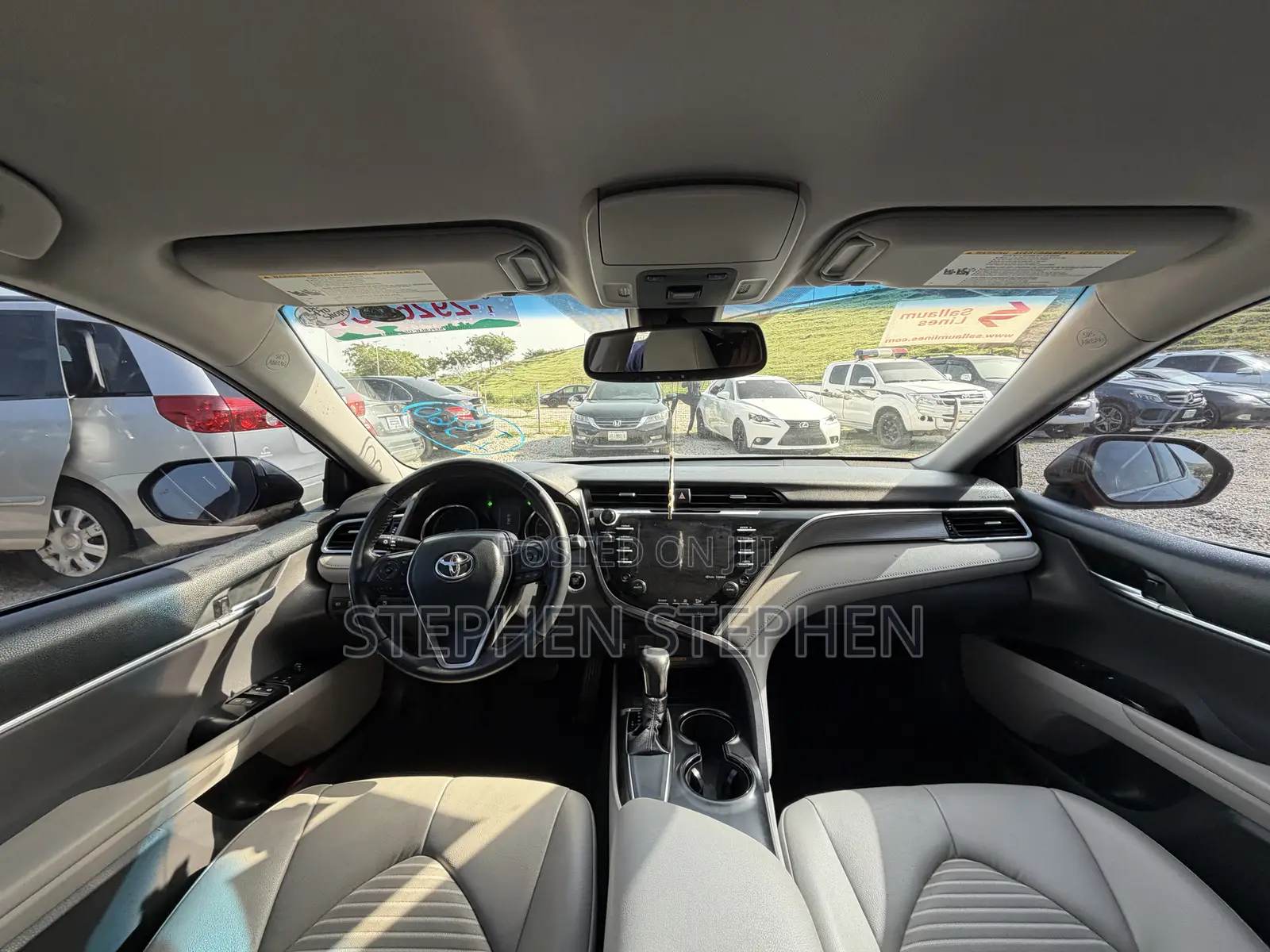 Toyota Camry 2018 Blue
