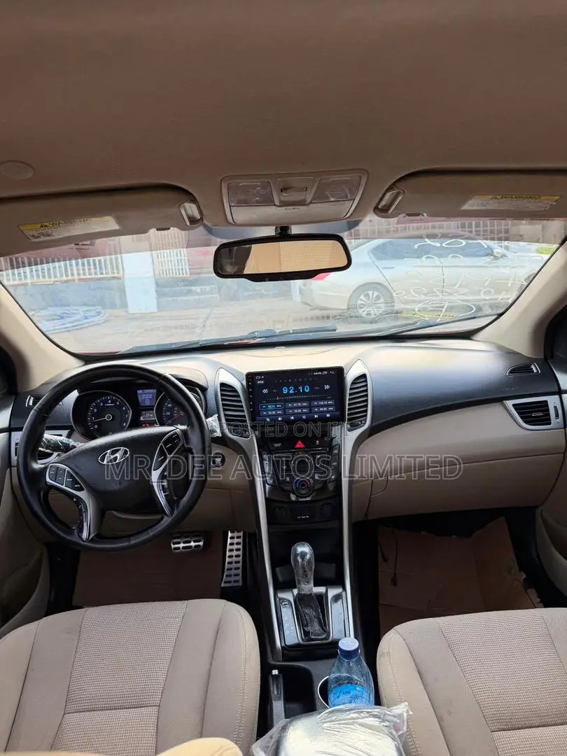 Hyundai Elantra GT 2013 Red