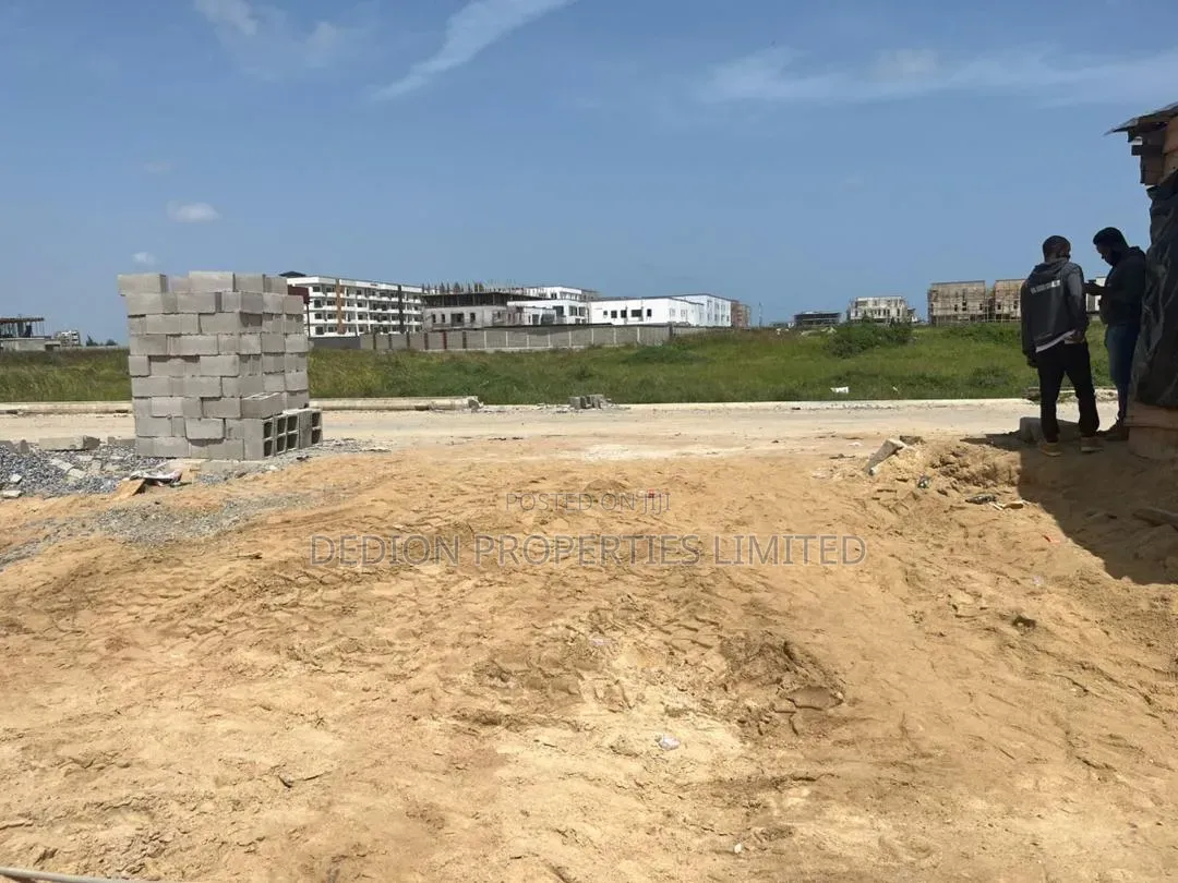 2bdrm Maisonette in Laguna Seaview, Lekki Phase 1 for sale