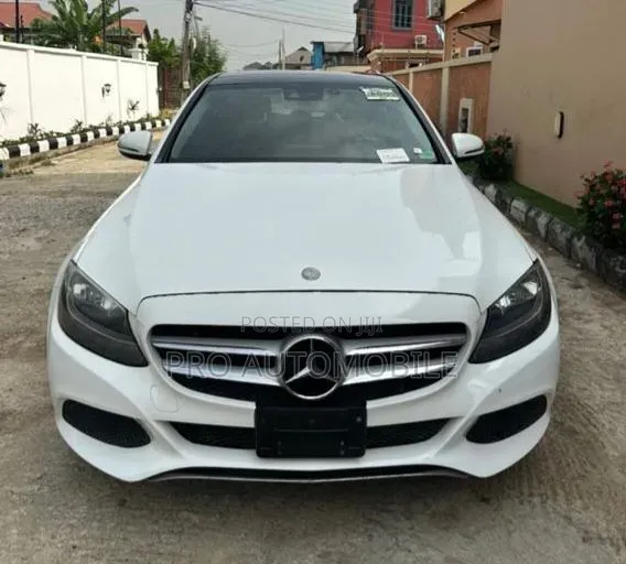 Mercedes-Benz C300 2016 White