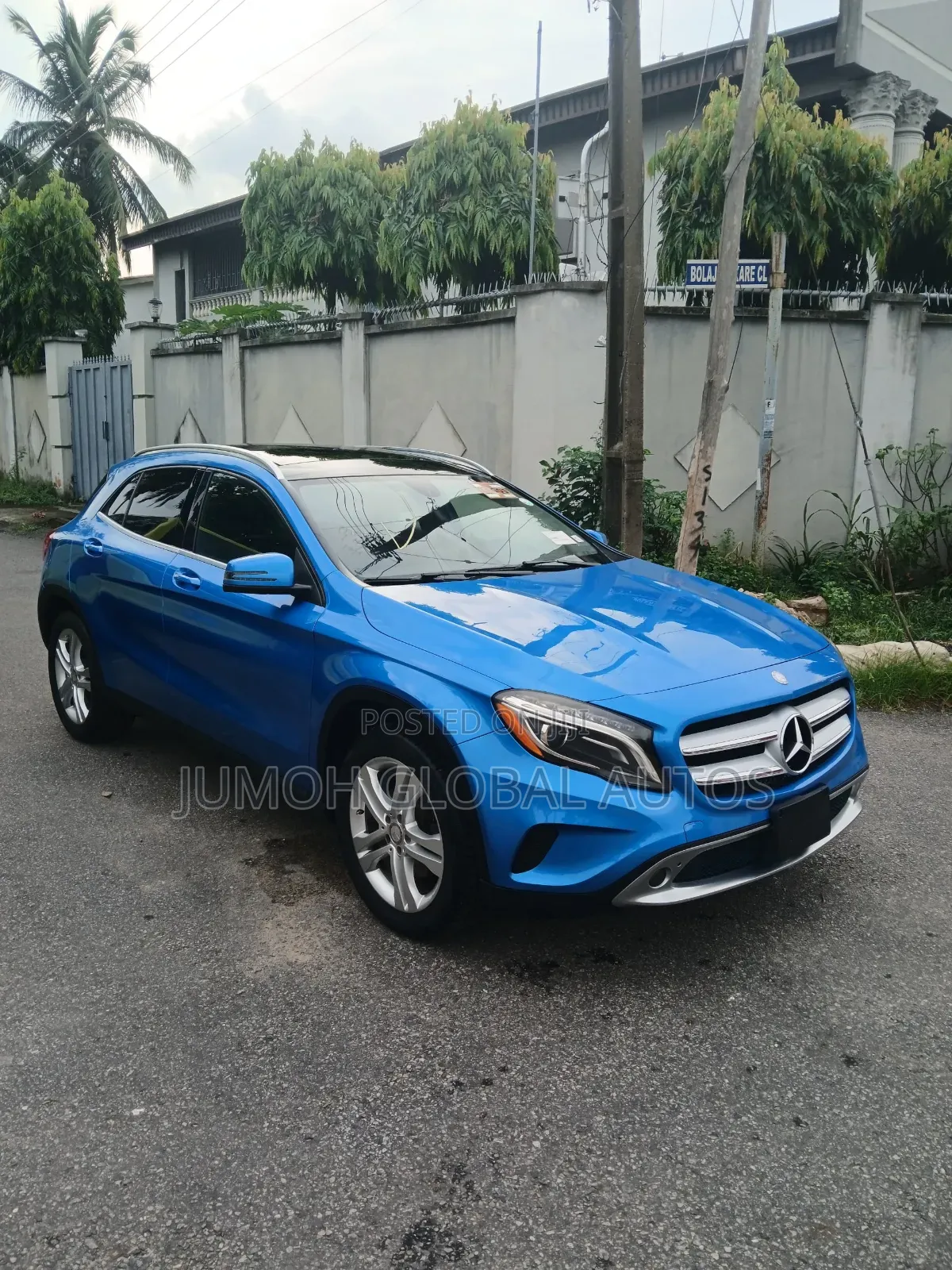 Mercedes-Benz GLA 250 2015 Blue
