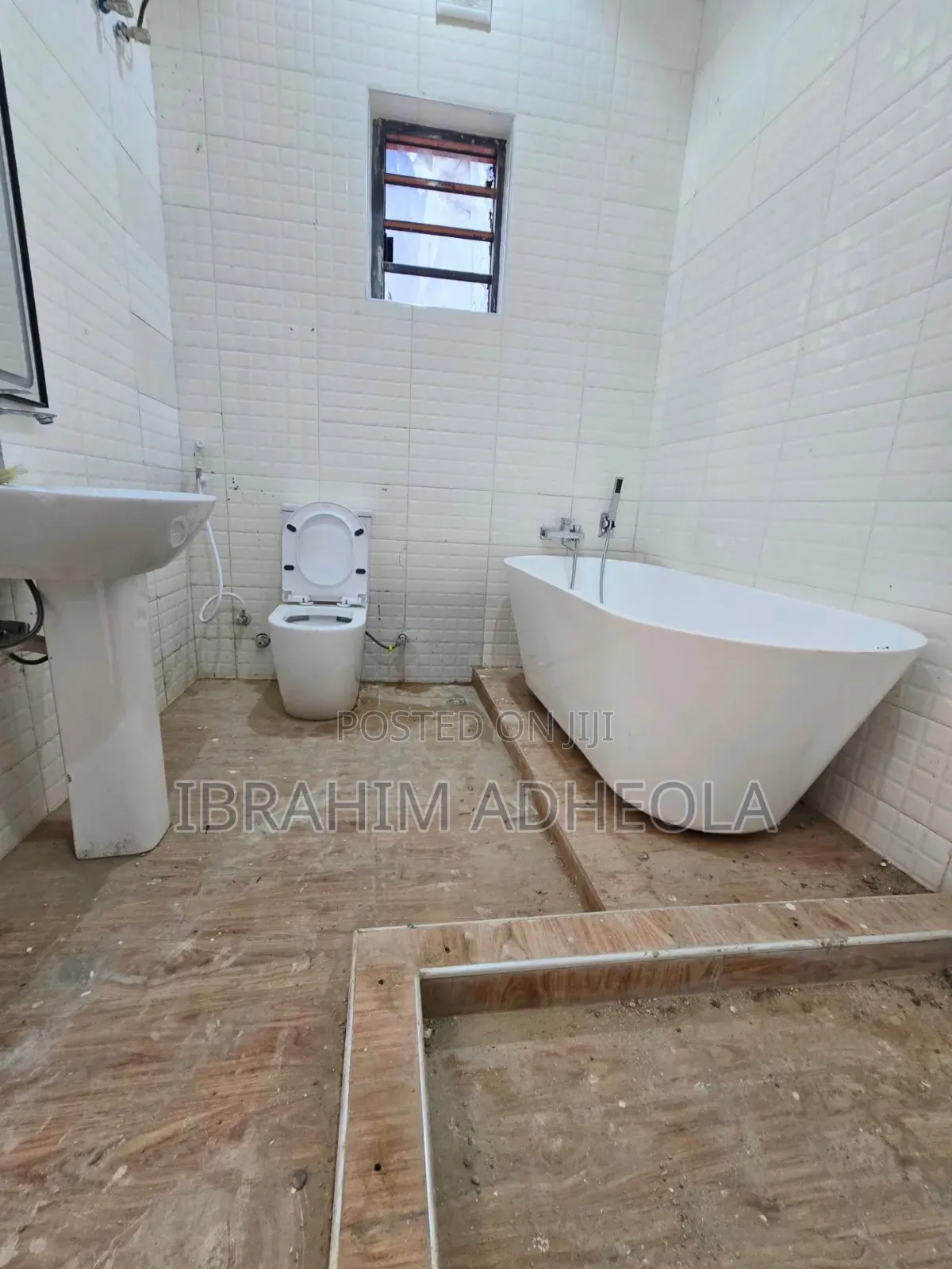 3bdrm Apartment in Ikeja Gra for sale