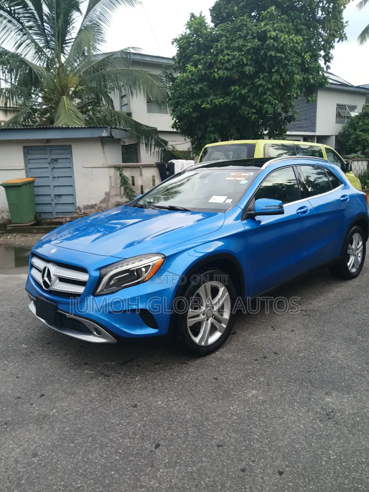 Mercedes-Benz GLA 250 2015 Blue
