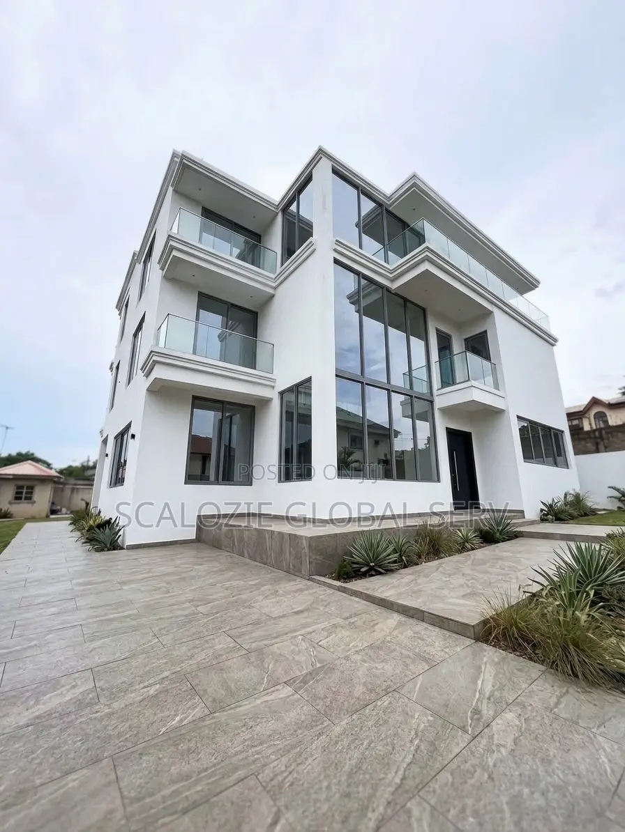 6bdrm Duplex in Hill View Estate, for sale
