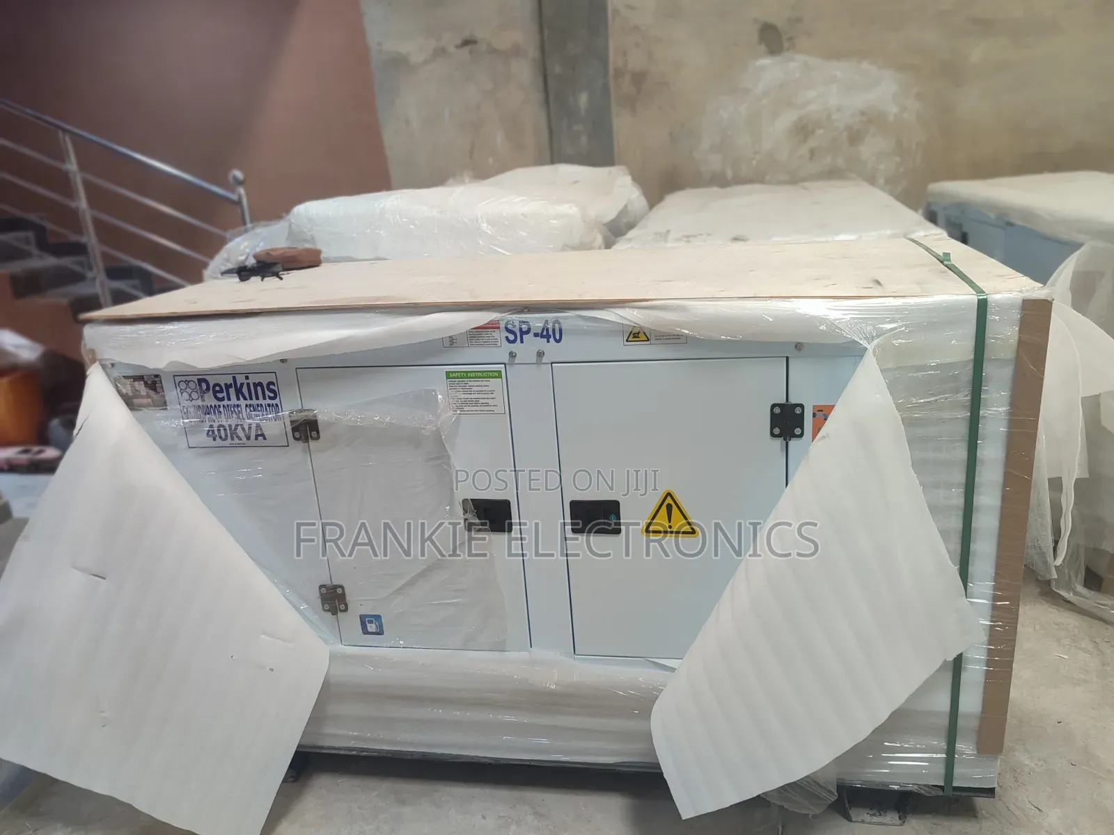 Low Diesel 40kva Perkins — 100% Copper