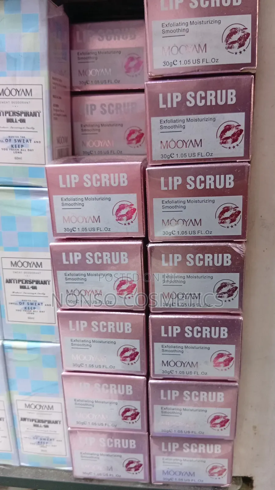 Mooyam Lip Scrub