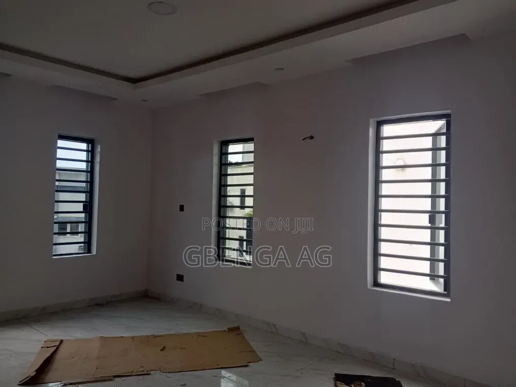 4bdrm Duplex in Bluestone Estate, Obafemi-Owode for sale