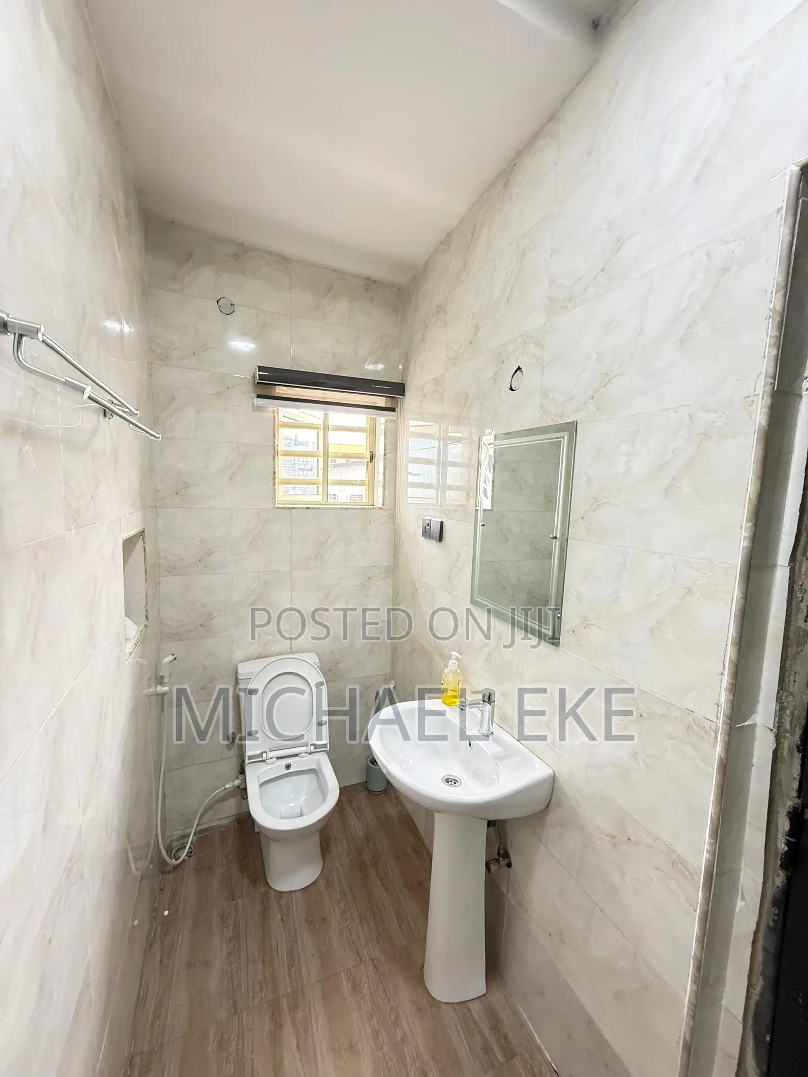 Cozy 2 Bedroom Apartment