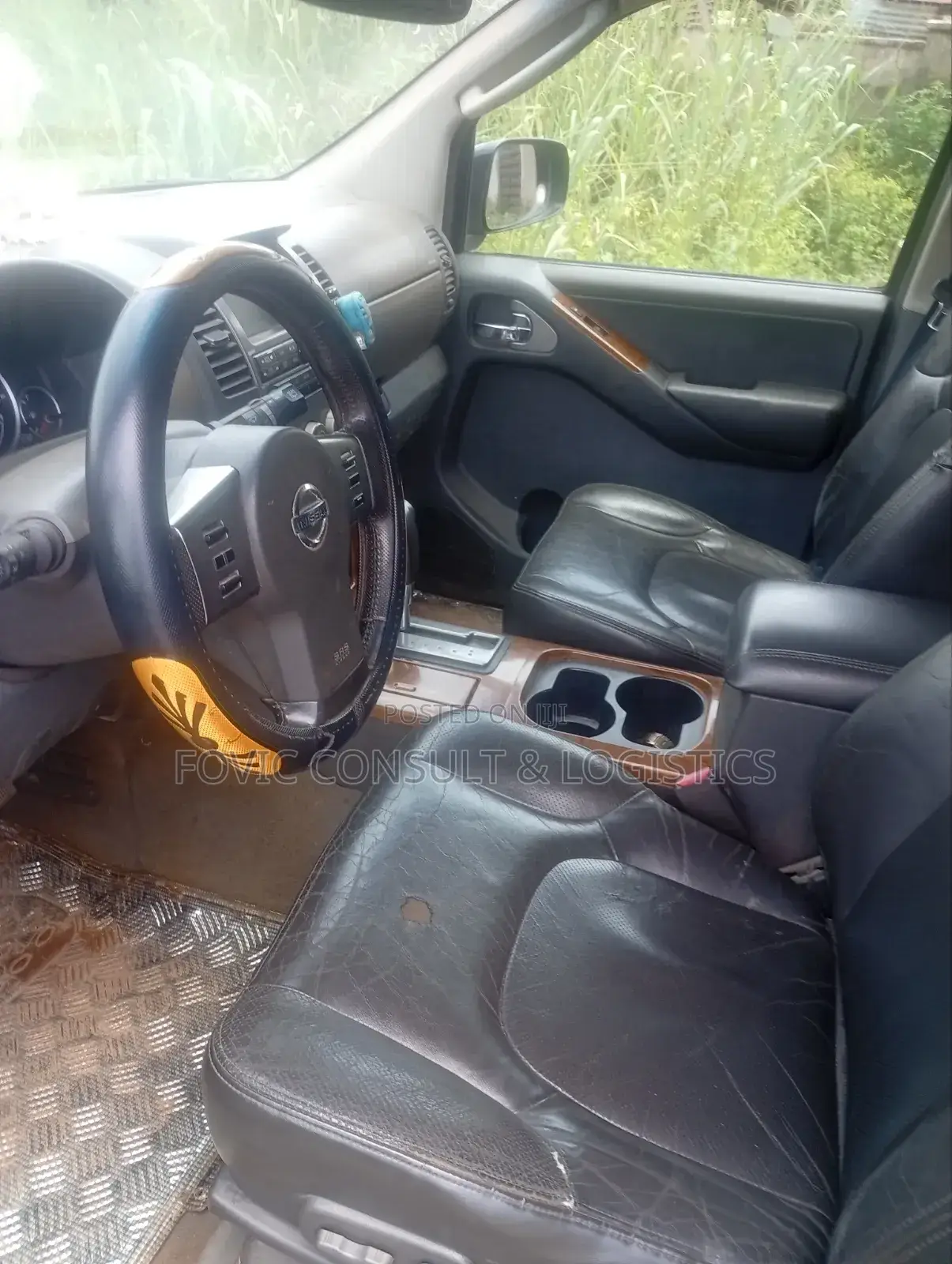 Nissan Pathfinder SE 4x4 2005 Black