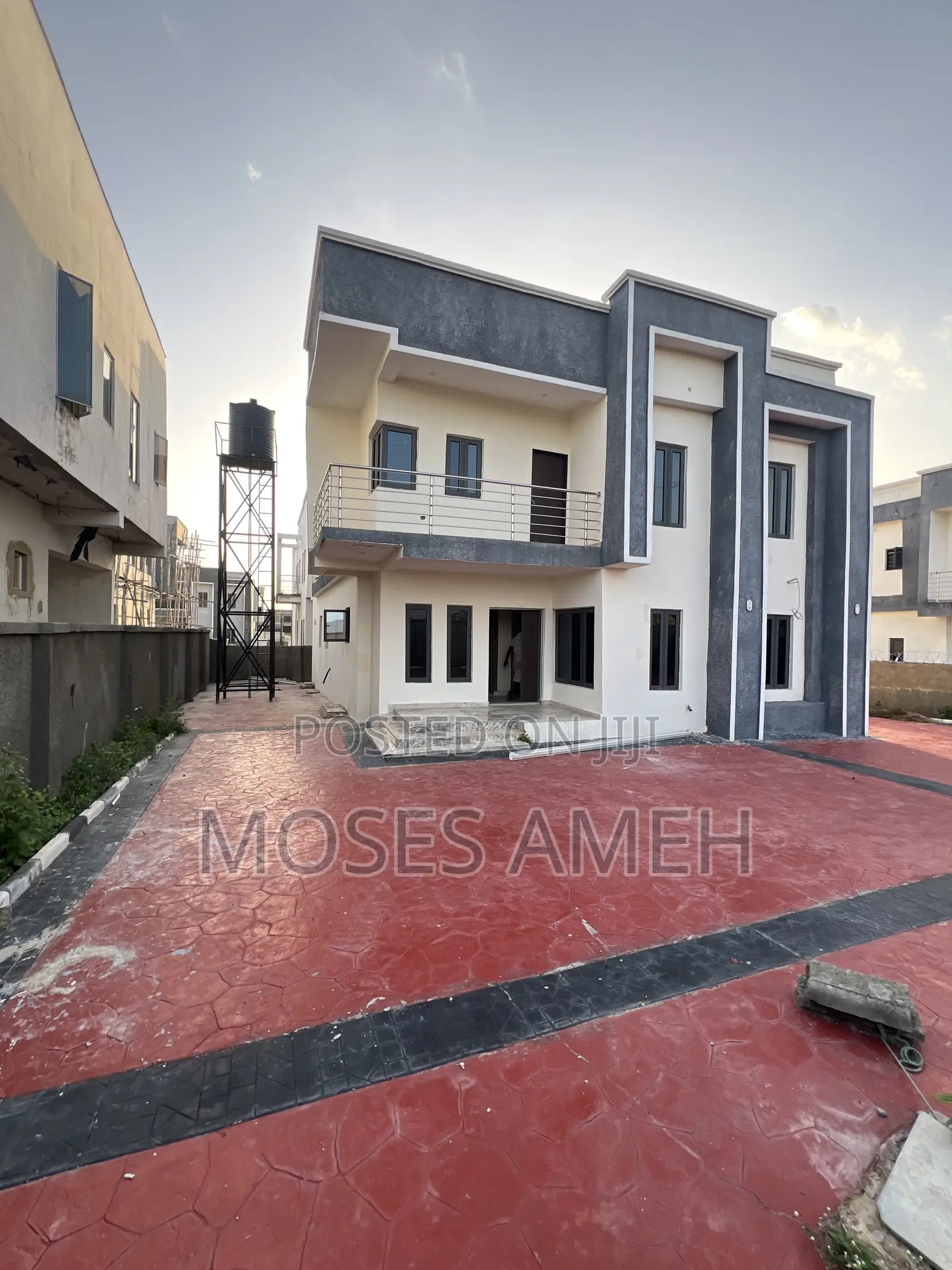 5bdrm Duplex in Karsana for sale