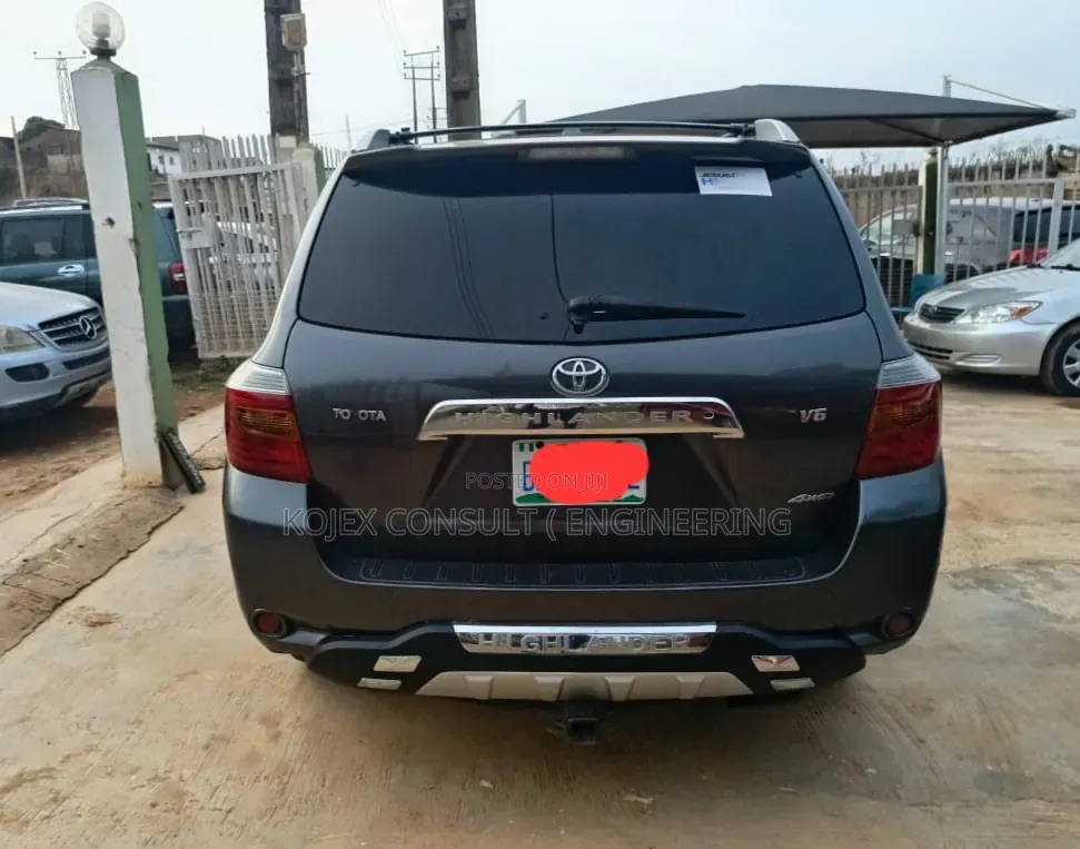 Toyota Highlander Limited 2010 Gray