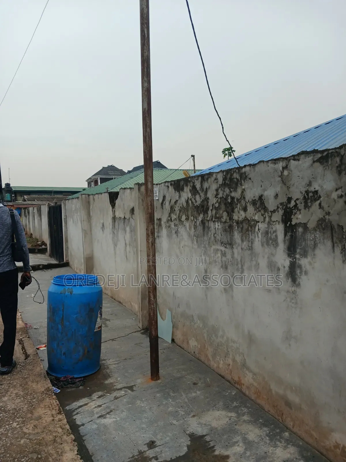 Demolishable Structures on 2plots Facing Tarred Road. N250m