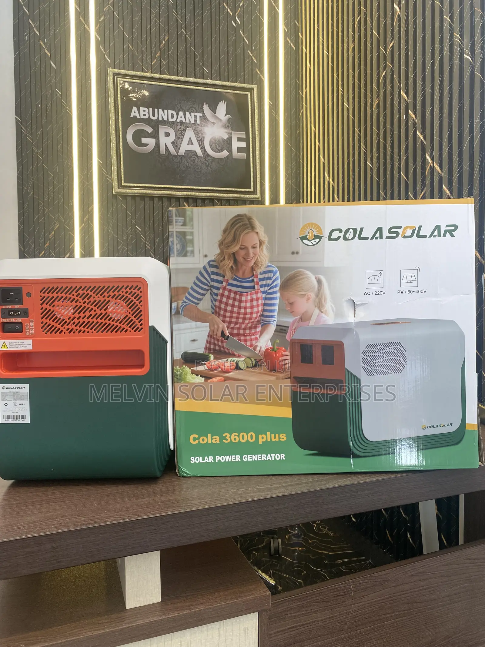 3.6kwh Plus Cola Solar Generator 2200watts Output Available in Store