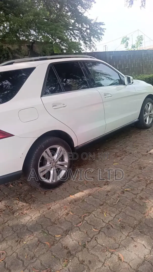 Mercedes-Benz M Class ML350 4MATIC 4dr SUV AWD (3.5L 6cyl 7A) 2015