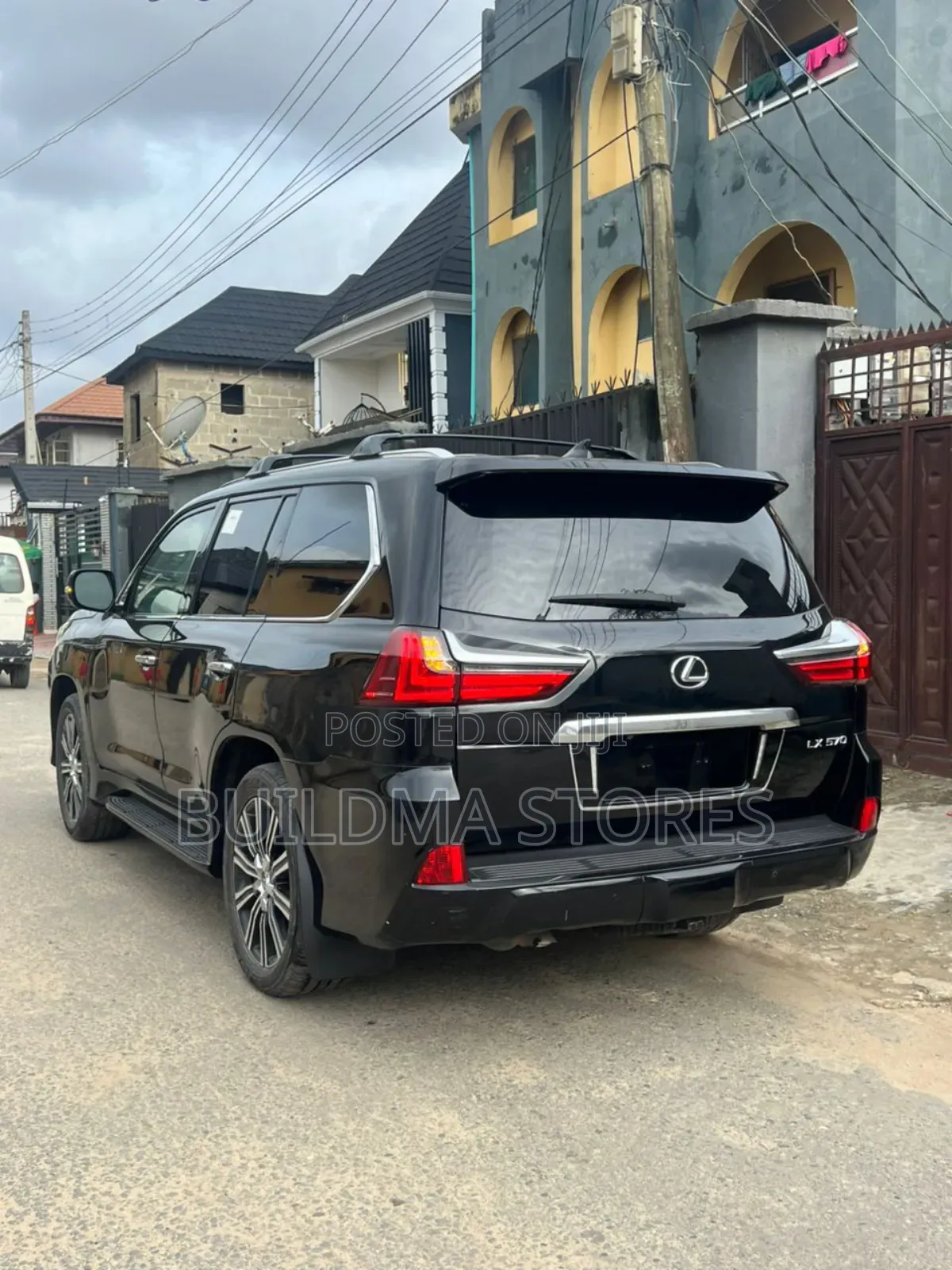 Lexus LX 570 (5 seats) AWD 2018 Black