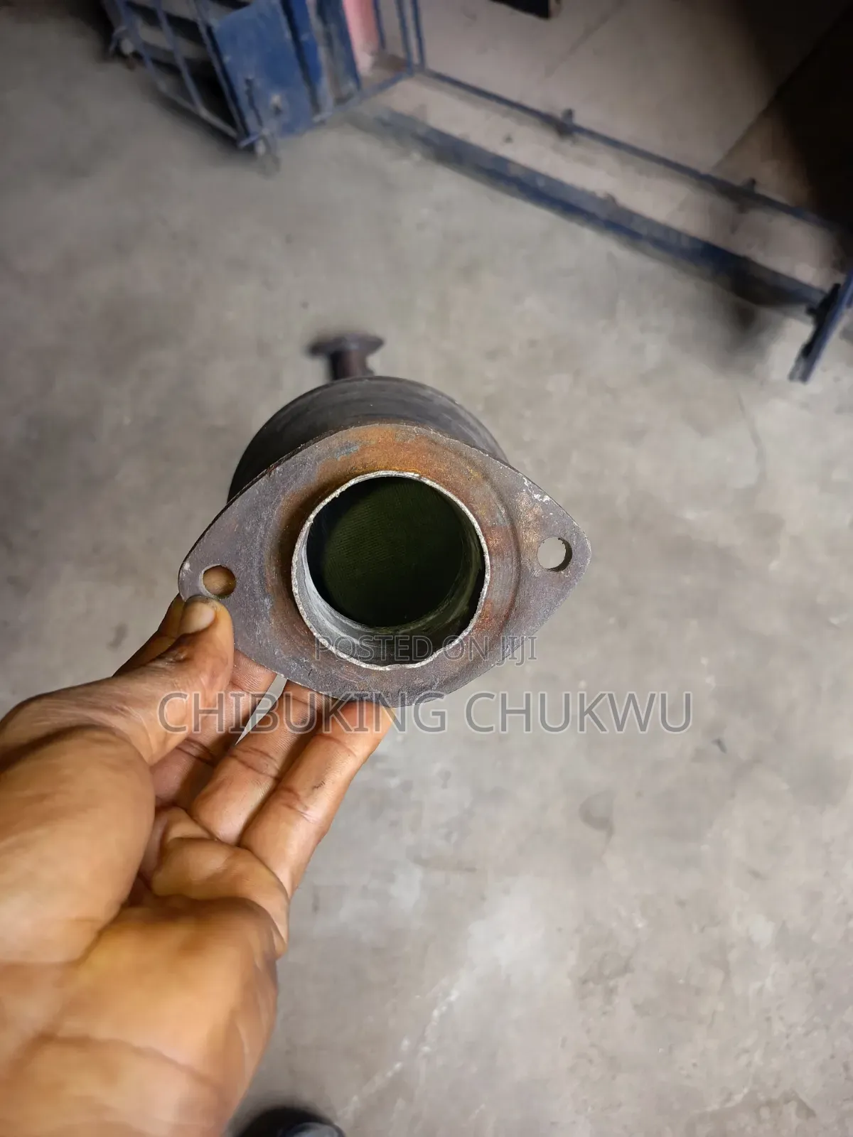 Lexus Es350 2.7 Camry V6 Center Catalytic Converter Exhaust Pot.