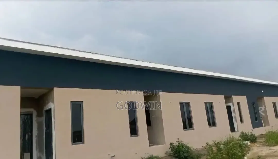 3bdrm Bungalow in Many Estate, Agric for sale